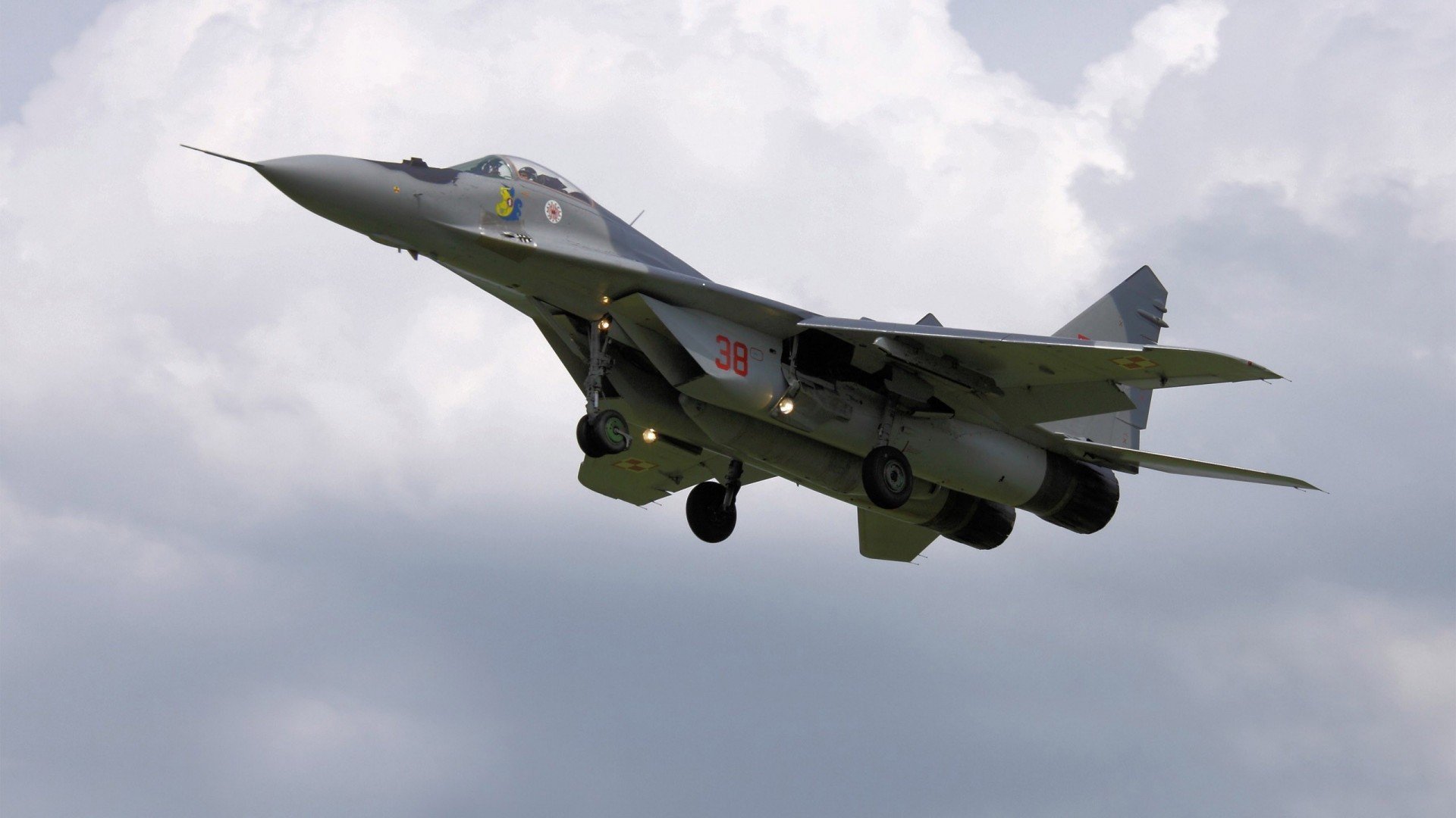 AIYOUXI-《每日邮报》：巴西女足在奥运会小组赛中与加拿大队激战，奥运会女足巴西对加拿大